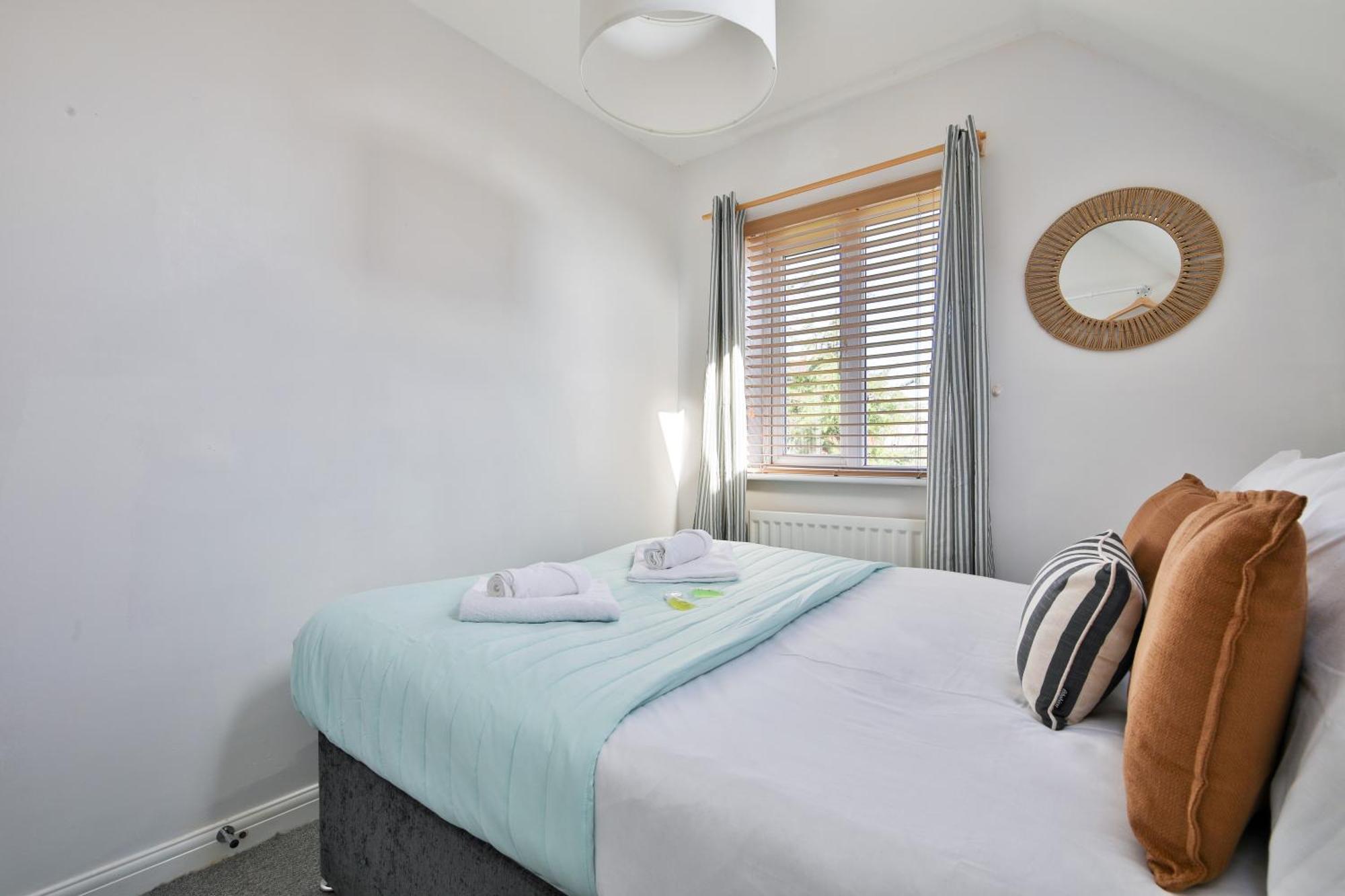 Stayright 2 Bed Beach House With Private Parking- Next To Barry Beach And Jackson Bay ภายนอก รูปภาพ
